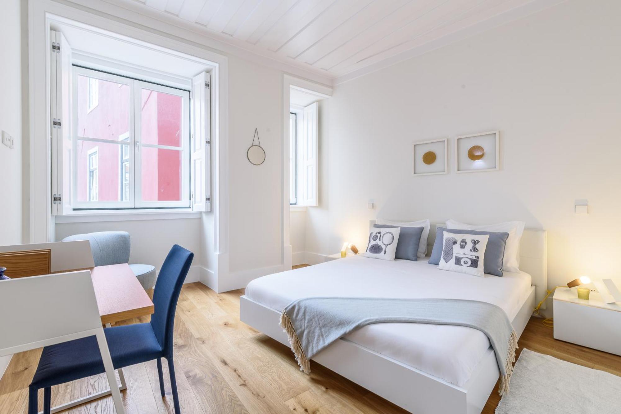 Modern Flat In Downtown Lisbon By Lovelystay Bagian luar foto