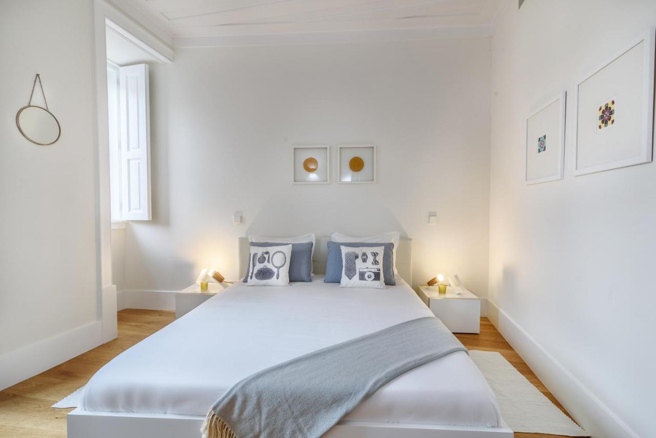 Modern Flat In Downtown Lisbon By Lovelystay Bagian luar foto